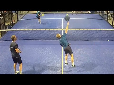 Jump Smash x3 - Victor Svendsen