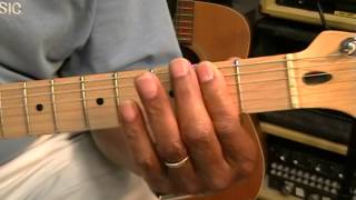 How To Play Peter Gunn Theme Duane Eddy (minor) Henry Mancini (major) On Guitar Lesson