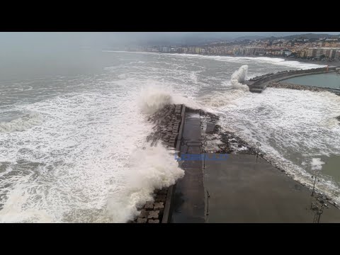Il passaggio del ciclone Harry sul mare di Catanzaro #calabria #italy #drone #djimini5pro #dji 