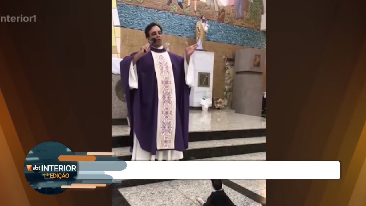 Cachorro assiste missa em cidade da região