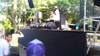 La Mano de Dios / Omri Mc Rap feat Patty Velazquez