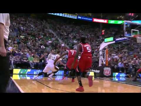 Gordon Hayward Dunks On Thabo Sefolosha Hawks vs Jazz January 2, 2015 NBA 2014 15 Season