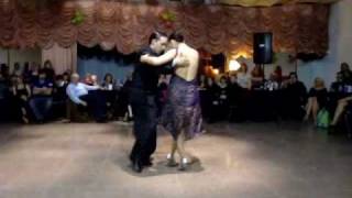 Jonathan Spitel y Betsabet Flores 1/4