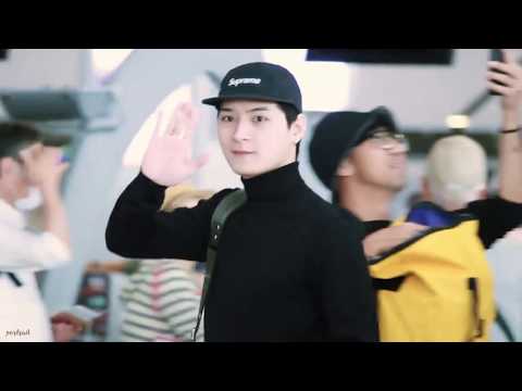 160318 | Krist - Suvarnabhumi airport #KristPerawat