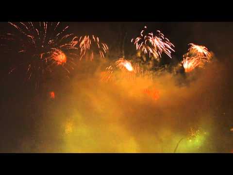 Singapore Marina Bay New Year's Eve Countdown 2016 Fireworks 2of2 [HD]