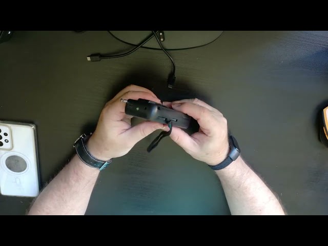 Vídeo relacionado con ZILON Transistor Radio a Pilas y Bateria Pequeña Portatil USB C Analogica Kit Emergencia FM Am Entrada Auriculares con Linterna de Bolsillo Simple Personas Mayores Numeros Grandes para Facil Vision