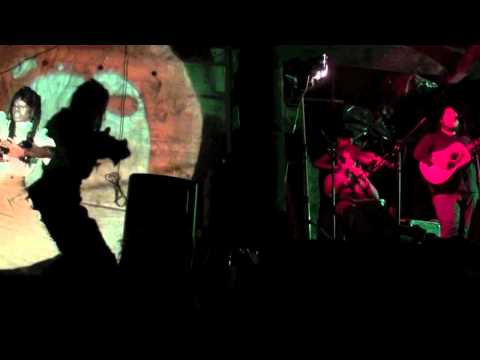 Tommy Santee Klaws - Smoke Spells (featuring MECCA) (live @ The 2nd New LA Folk Fest 8/6/11)