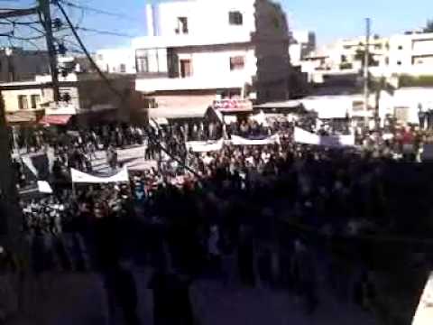 مظاهرة حاشدة في بلدة حريتان في ريف حلب الشمالي في جمعة "الجيش الحر يحميني"
