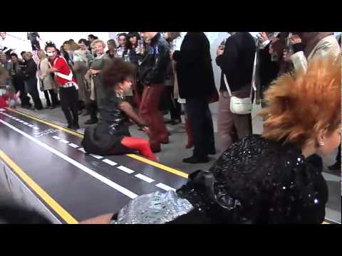 Litkovskaya Collection 4 Beefeater - Performance by D'Arts, Лиля Литковская, Litko,