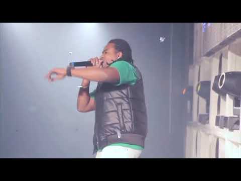 48 - Aquecimento das meninas - Mc Gibi (DVD Furacão 2000: Armagedon 2)