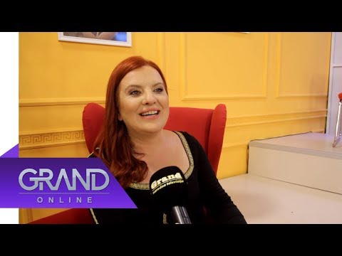 Upoznajte Maju Marinković, voditeljku i spikerku koja "kida" kako peva