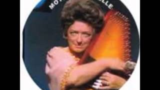Maybelle Carter - The Storms Are On The Ocean (1965).