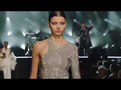 Mathilde Henning walking the runway for Michael Kors Fall-Winter 2022 Show