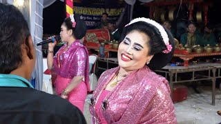 Download lagu TEMBANG TRESNO - BOJO LORO Seni Tayub PUJONGGO LARAS By KRISNA Audio Mediyunan Cah TeamLo Punya mp3 Download lagu TEMBANG TRESNO - BOJO LORO Seni Tayub PUJONGGO LARAS By KRISNA Audio Mediyunan Cah TeamLo Punya mp3