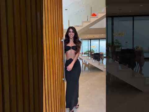 Would you like to be greeted like this? 😲@Rashel-Kolaneci