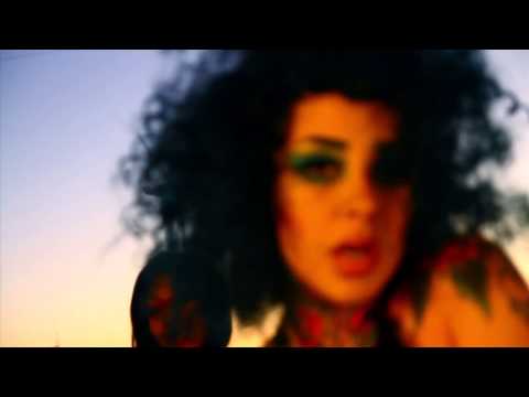 Diamond Dez - "No Love” (official video)