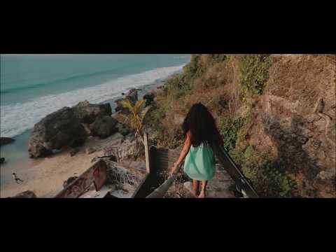 Luxe Agoris & Jesse Ian - Out Of My Mind