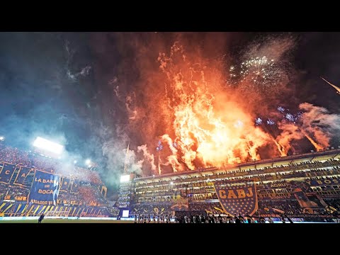 "IMPRESIONANTE RECIBIMIENTO de la HINCHADA de BOCA JUNIORS" Barra: La 12 &bull; Club: Boca Juniors