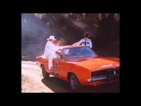 Dukes of Hazzard-Boss Hogg and Rosco steals General Lee