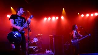 Sick Puppies - War (Street Fighter) Live at The Glass House