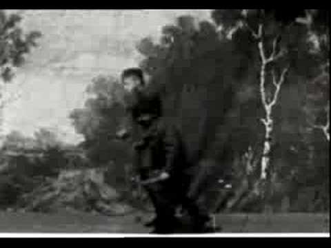 Familie Neubronner geht spazieren