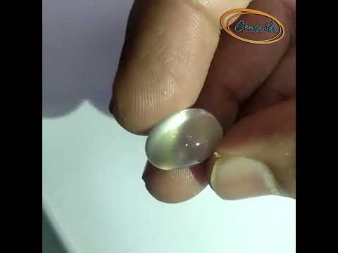 White moonstone gemstone, round, 15