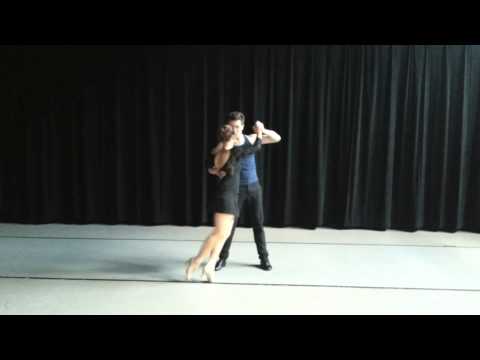 Asi Se Baila El Tango