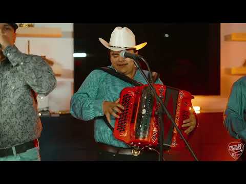 PISTOLAS Y MUSICA PRESENTS: EL ARTISTA - VALDEZ GARZA X ANDY HERNANDEZ