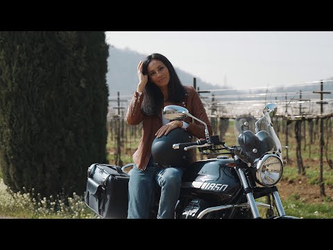 Moto Guzzi V7 Special | In the saddle of a Legend 🦅