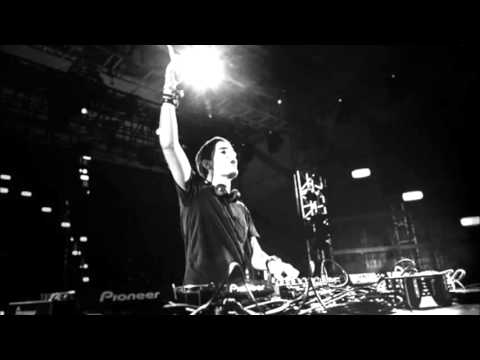 Hardwell vs Alesso & Sebastian Ingrosso - Calling vs Dare You (Sprea & Luca Buassi Mashup)