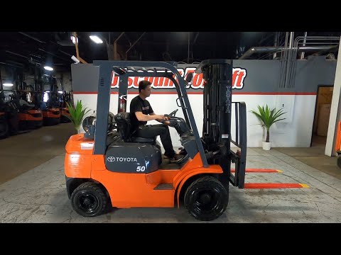 TOYOTA 7-Series 7FGU25 5,000lb LP (Propane) #2784 - Forklift for Sale