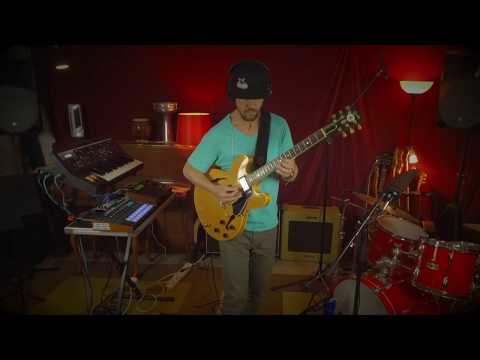 STUDIO M LIVE SESSIONS | Andy Pfeiler - SCI:FI [SOLO]