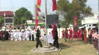 preview picture of video 'Upacara Bendera Merah Putih di Gedoeng Djoeang Bekasi'