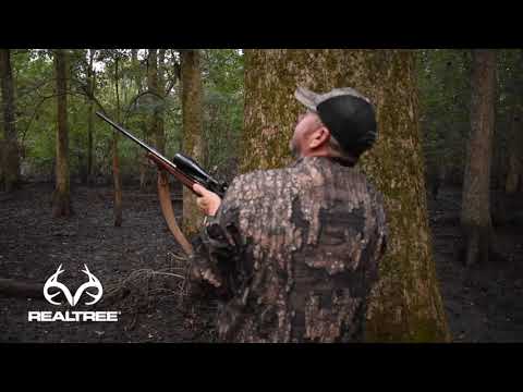 Awesome Squirrel Hunt | Good Morning in the Bottoms | Shooting a Limit with a Rifle w/ Rusty Creasey
