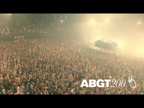 Sunny Lax & Aneym 'Everything's A Lie' live at #ABGT200, Amsterdam