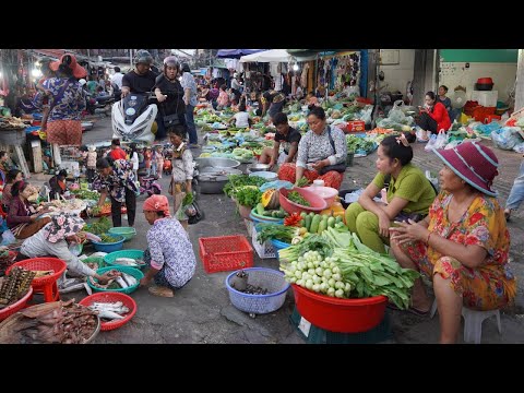 Cambodian Evening Street Market - Plenty Fresh Vegetable, River Fish & Seafood in Kandal Market