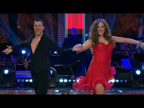 Susanna Ankner dansar rumba i Tony bjuder upp - Let’s Dance (TV4)
