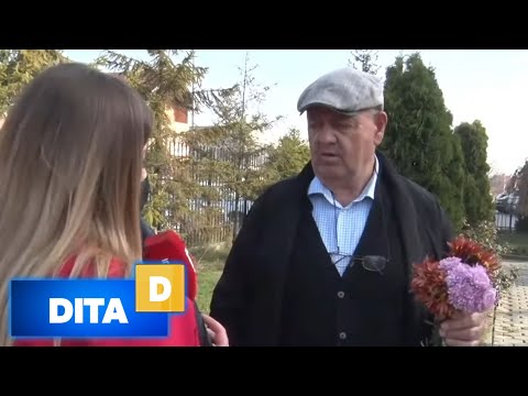 Vëllau i dëshmorit në Komoran, bënë homazhe në ditën e votimit, ai ka një porosi edhe për të rinjët