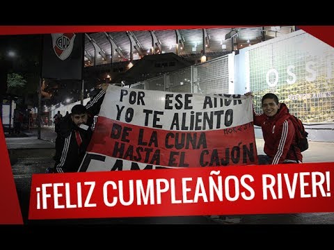 "River vs Medellín - Copa Libertadores: Feliz cumpleaños River 116 años" Barra: Los Borrachos del Tablón • Club: River Plate