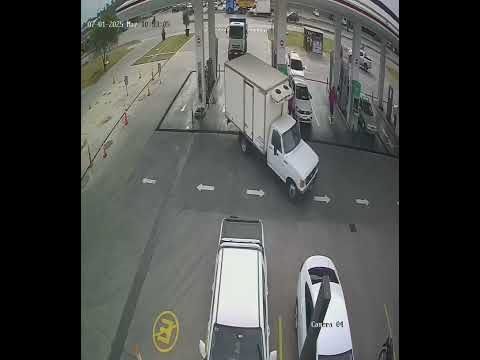 entro nueva y salio chocada  axion del hiper  calle 2 de septiembre La Banda Santiago del Estero