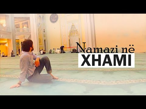 Vlera e madhe e njeriut qe shkon te fal namazin ne xhami