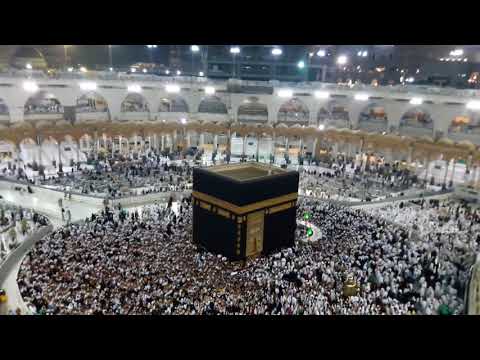 people doing tawaf at Masjid Al Haram