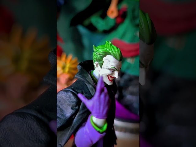 Vídeo relacionado con FaNaTtik DC Comics Lingot The Joker - Juego de Cartas de edición Limitada