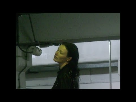 Rosa Anschütz - Like Oxblood