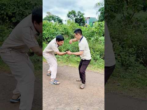 [2466] Stopping a Bully in His Tracks! [THAO SELF DEFENSE] #vothuat #kungfu #martialarts #hero