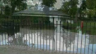 preview picture of video 'Arnot Hill Park, Arnold, Nottingham. Oct 2009'