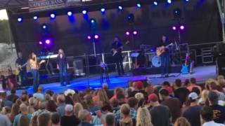 Sara Evans - Night Light @ The Clermont County Fair (07.28.17)