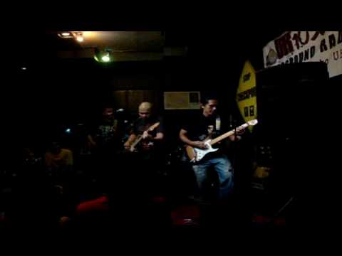 Lovecore live @ Checkpoint bar - This Is The Time