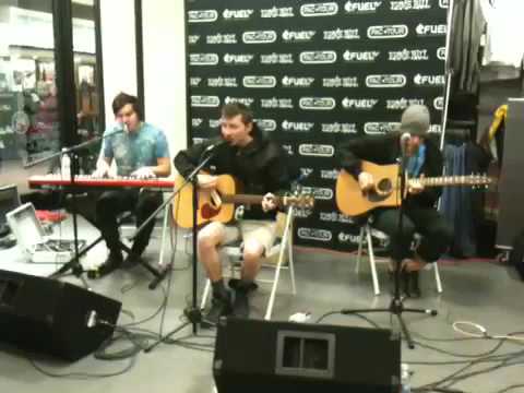 Walk like a gentleman Eye Alaska live acoustic slc Utah 11/