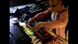 jam electronic (nord rack + esx1 + tb3 + microkorg + rm1x + drumstation)